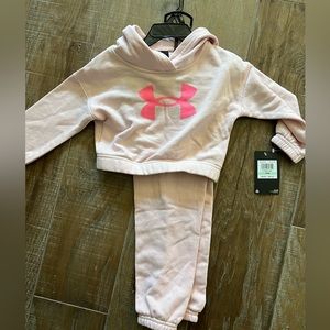 NWT Under Armour Girls 2 piece Set - 18 months